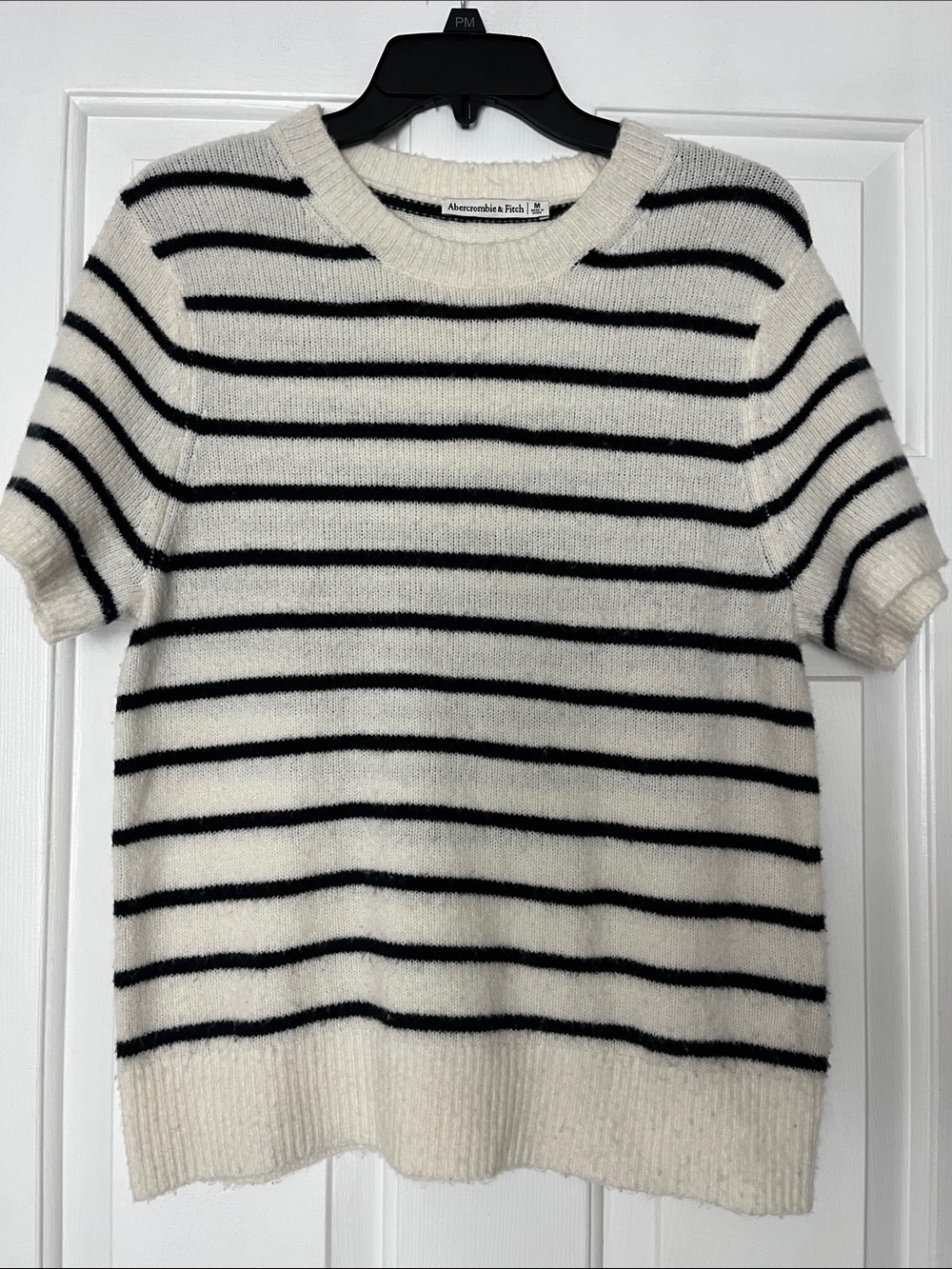 Abercrombie Striped Short-Sleeve Crew Sweater Top Medium Black White